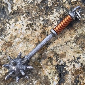 Étoile du matin, masse d'armes, pendentif médiéval