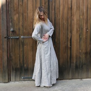 CHEMISE DE FEMME, simple, 2e moitié du 14e siècle