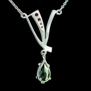 TRACIE, silver necklace, moldavite, garnet