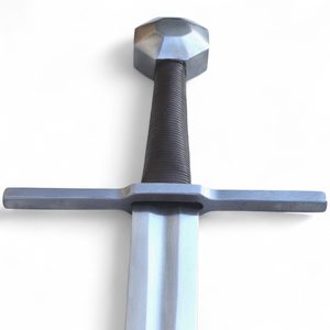 One-handed medieval sword Morris, Full Tang
