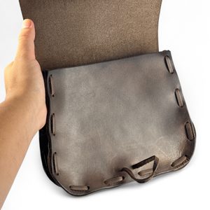 LEATHER HISTORICAL BELT BAG, antler, brown