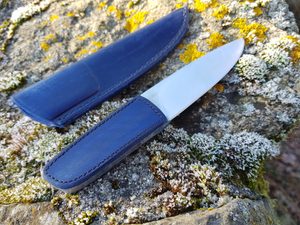 LOGAN DESIGNER KNIFE WITH LEATHER GRIP AND SHEATH, BLUE - KNIVES{% if kategorie.adresa_nazvy[0] != zbozi.kategorie.nazev %} - WEAPONS - SWORDS, AXES, KNIVES{% endif %}