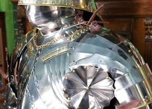 CUSTOM SUIT OF ARMOUR WITH SALLET, POLISHED, 1.5 MM - SUITS OF ARMOUR{% if kategorie.adresa_nazvy[0] != zbozi.kategorie.nazev %} - ARMOUR HELMETS, SHIELDS{% endif %}