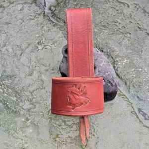 Cintre en cuir pour hache - pour ceinture et mousqueton