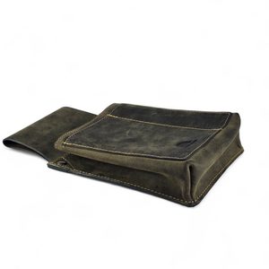 Leather pockets and wallets for waiters