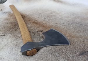 ULFR, VIKING AXE - AXES, POLEWEAPONS{% if kategorie.adresa_nazvy[0] != zbozi.kategorie.nazev %} - WEAPONS - SWORDS, AXES, KNIVES{% endif %}