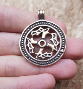 SLAVIC ANIMAL SHAPED SWASTIKA, BRONZE PENDANT - LARGE - PENDANTS, NECKLACES{% if kategorie.adresa_nazvy[0] != zbozi.kategorie.nazev %} - JEWELLERY - BRONZE, ZINC{% endif %}