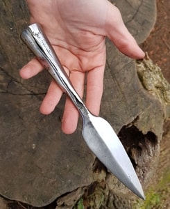 HAND FORGED SPEAR - POLISHED - FORGED PRODUCTS{% if kategorie.adresa_nazvy[0] != zbozi.kategorie.nazev %} - SMITHY WORKS, COINS{% endif %}