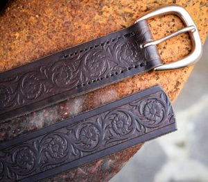 FLORES, CEINTURE BELT, MARRON - BELTS{% if kategorie.adresa_nazvy[0] != zbozi.kategorie.nazev %} - LEATHER PRODUCTS{% endif %}