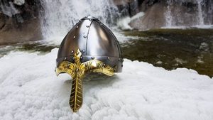 REINAR, CASQUE NORMAND - CASQUES VIKINGS ET À NASALE{% if kategorie.adresa_nazvy[0] != zbozi.kategorie.nazev %} - ARMURES ET BOUCLIERS{% endif %}