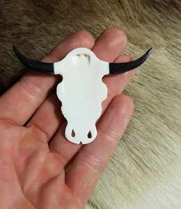 BISON, CARVED ANTLER PENDANT - ANIMAL PENDANTS{% if kategorie.adresa_nazvy[0] != zbozi.kategorie.nazev %} - JEWELLERY - BRONZE, ZINC{% endif %}