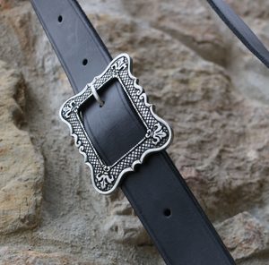 RAPIER SWORD HANGER, LEATHER - SWORD ACCESSORIES, SCABBARDS{% if kategorie.adresa_nazvy[0] != zbozi.kategorie.nazev %} - WEAPONS - SWORDS, AXES, KNIVES{% endif %}