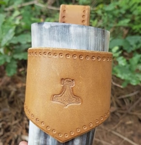 THOR'S HAMMER, Leather Drinking Horn Holder, brown