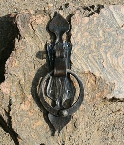 FORGED DOOR KNOCKER - FORGED PRODUCTS{% if kategorie.adresa_nazvy[0] != zbozi.kategorie.nazev %} - SMITHY WORKS, COINS{% endif %}