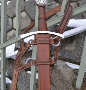 LEATHER SWORD SCABBARD FOR ONE HANDED SWORD, CUSTOM MADE - SCHWERTZUBEHÖR{% if kategorie.adresa_nazvy[0] != zbozi.kategorie.nazev %} - WAFFEN{% endif %}