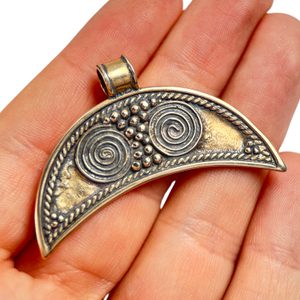 LUNULA, bronze pendant