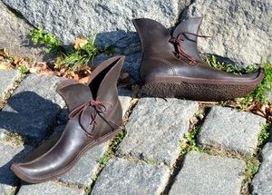 GOTHIC LEATHER SHOES, TULIPS - GOTISCHE SCHUHE{% if kategorie.adresa_nazvy[0] != zbozi.kategorie.nazev %} - SCHUHE, KLEIDUNG{% endif %}