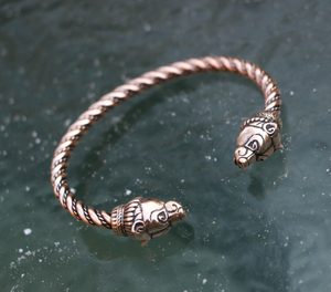 BERSERKER, BEAR, BRONZE BRACELET - VIKING, SLAVIC, CELTIC BRACELETS - BRONZE AND BRASS{% if kategorie.adresa_nazvy[0] != zbozi.kategorie.nazev %} - JEWELLERY - BRONZE, ZINC{% endif %}