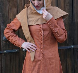 WOMEN'S MEDIEVAL CLOTHING - MIDDLE CLASS BOURGEOIS WOMAN, 2ND HALF OF THE 14TH CENTURY - COSTUMES FOR WOMEN{% if kategorie.adresa_nazvy[0] != zbozi.kategorie.nazev %} - SHOES, COSTUMES{% endif %}