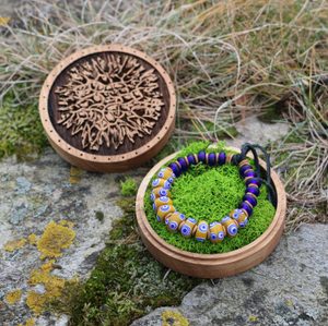 MOLDAVITE oak box for collectors of stones, moldavite and bracelets