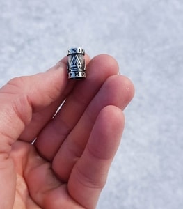 (NOT JUST) BEARD BEAD WITH WALKNUT, SILVER - ANHÄNGER - SCHMUCK, SILBER{% if kategorie.adresa_nazvy[0] != zbozi.kategorie.nazev %} - SILBER SCHMUCKSTÜCKE{% endif %}