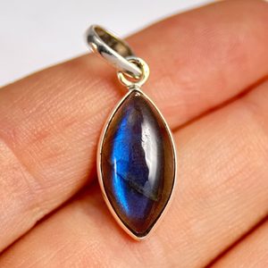 CLEOPATRA, silver pendant, labradorite, Ag 925/1000