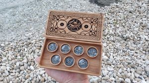 SPINTRIAE, Roman tokens and a wooden box - 7 days of fun