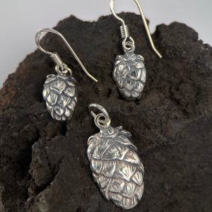 HOPS - Hop Cone, set of pendant and earrings, silver