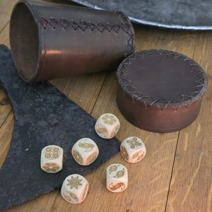 Dice with leather cup, 6 pieces
