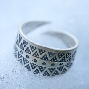 VIKING RING, STERLING SILVER, REPLICA - RINGS{% if kategorie.adresa_nazvy[0] != zbozi.kategorie.nazev %} - SILVER JEWELLERY{% endif %}