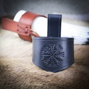 VEGVÍSIR leather horn holder black