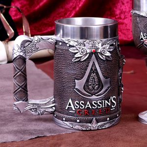 ASSASSIN'S CREED TANKARD OF THE BROTHERHOOD 15.5CM - TASSEN, KELCHE{% if kategorie.adresa_nazvy[0] != zbozi.kategorie.nazev %} - FIGUREN, DEKORATIONEN{% endif %}