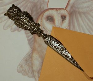 OWL, LETTER OPENER - PEWTER FIGURES{% if kategorie.adresa_nazvy[0] != zbozi.kategorie.nazev %} - PAGAN DECORATIONS{% endif %}