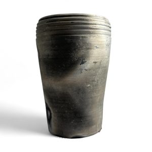 Coupe médiévale, céramique fumée