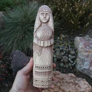 SLAVIC GODDESS ŽIVA, CARVED IN WOOD - WOODEN STATUES, PLAQUES, BOXES{% if kategorie.adresa_nazvy[0] != zbozi.kategorie.nazev %} - WOOD{% endif %}