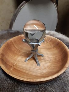 BOULE DE CRISTAL AVEC UN STAND - OUTILS MAGIQUES{% if kategorie.adresa_nazvy[0] != zbozi.kategorie.nazev %} - MAGIE{% endif %}