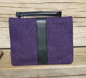 FIONA SHOULDER BAG, PURPLE, WOOL - WOOLEN HANDBAGS & BAGS{% if kategorie.adresa_nazvy[0] != zbozi.kategorie.nazev %} - WOOLEN PRODUCTS, IRELAND{% endif %}