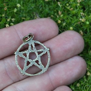 PENTAGRAM pendant in zinc, antique brass
