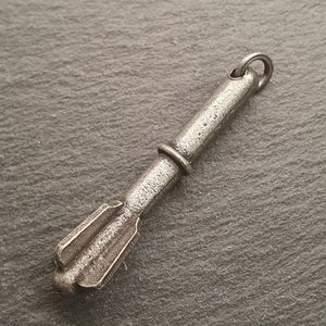 MASSE MÉDIÉVALE, amulette, zinc