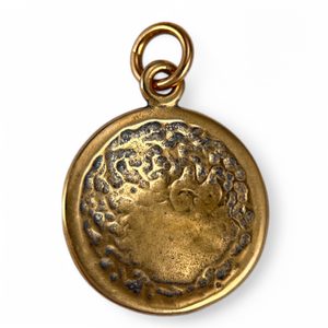 CAT TRACK, pendant, bronze