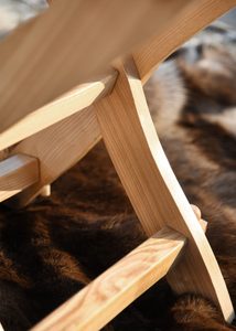 Medieval folding chair