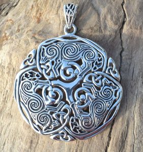 CELTIC WOLF CIRCLE, pendant, sterling silver, 11 g