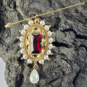 Medieval brooch, Burgundy, 15th century