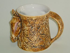 HORSE, CERAMIC MUG, CUP - HUNTING-THEMED CERAMICS, ANIMALS{% if kategorie.adresa_nazvy[0] != zbozi.kategorie.nazev %} - CERAMICS, GLASS{% endif %}