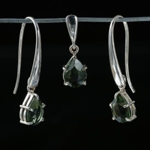SINOPE, pendant, cut moldavite jewelry, silver