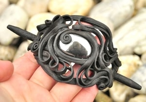 HAIR PIN WITH HEMATITE