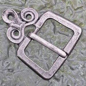 Boucle de ceinture, Grande Moravie, Xe siècle, zinc