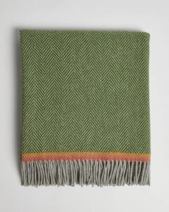 FOXFORD BARROW CASHMERE AND LAMBSWOOL THROW, IRELAND - WOOLEN BLANKETS AND SCARVES, IRELAND{% if kategorie.adresa_nazvy[0] != zbozi.kategorie.nazev %} - WOOLEN PRODUCTS, IRELAND{% endif %}