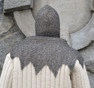 RIVETED CHAINMAIL COIF, ZIGZAG, 8 MM - CHAIN MAIL ARMOUR{% if kategorie.adresa_nazvy[0] != zbozi.kategorie.nazev %} - ARMOUR HELMETS, SHIELDS{% endif %}