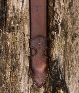 VIKING LEATHER SCABBARD,  BUCKLE FROM GOKSTAD, NORWAY - SWORD ACCESSORIES, SCABBARDS{% if kategorie.adresa_nazvy[0] != zbozi.kategorie.nazev %} - WEAPONS - SWORDS, AXES, KNIVES{% endif %}